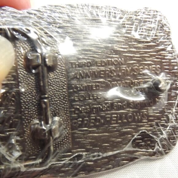 NOS 1985 Hesston National Finals Rodeo Miniature Cowboy Belt Buckle - Picture 2 of 10